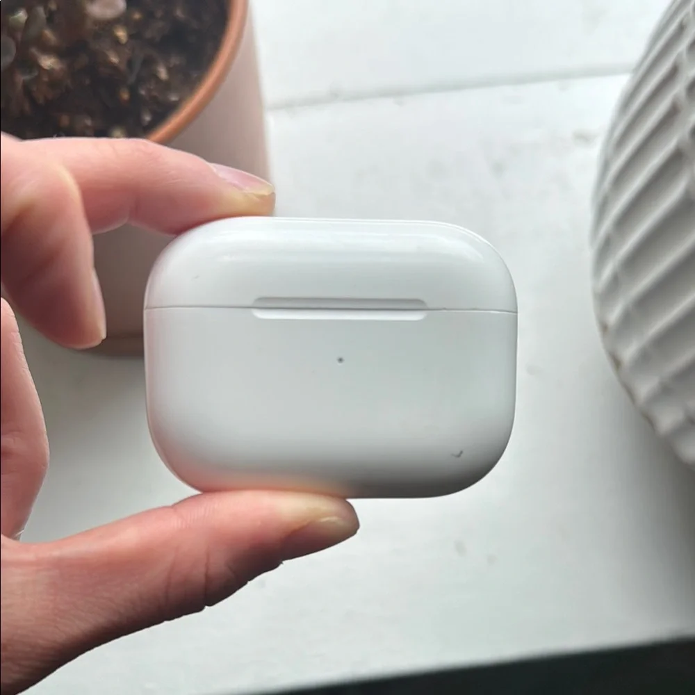 Apple AirPods Pro 1st Gen